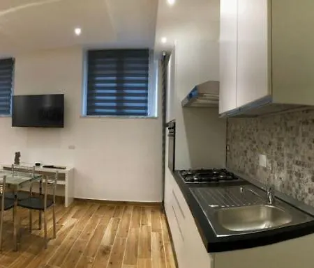 Casa Mia Metro A 100mt דירה